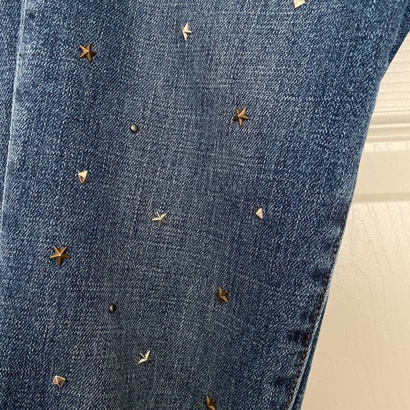 GAP “best girlfriend” Jeans - Picture 2 of 3